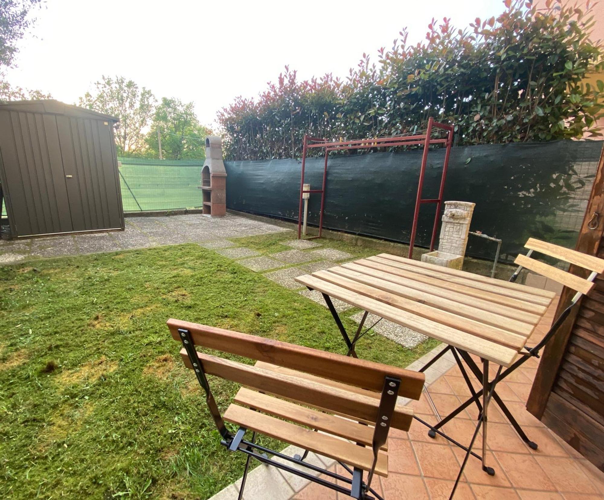 Un Nido Di Campagna! Apartment Orentano Exterior photo